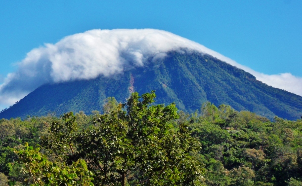 One of the extinct volcanoes along the Ruta de las Flores